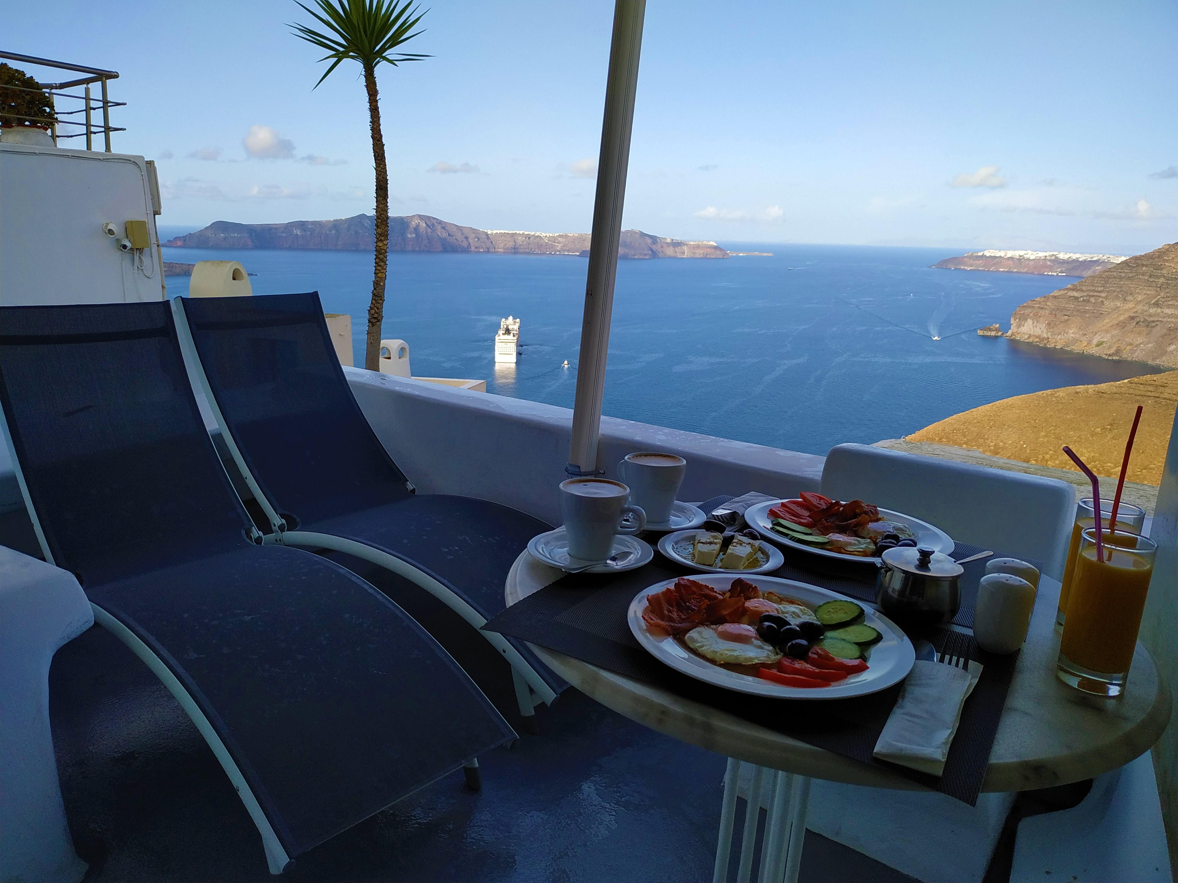 Trieris Villa & Suites Тира Экстерьер фото
