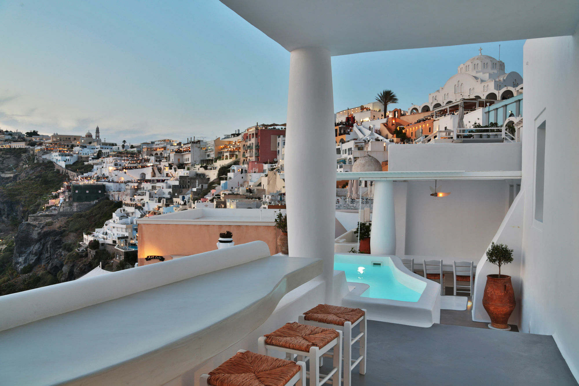 Trieris Villa & Suites Тира Экстерьер фото